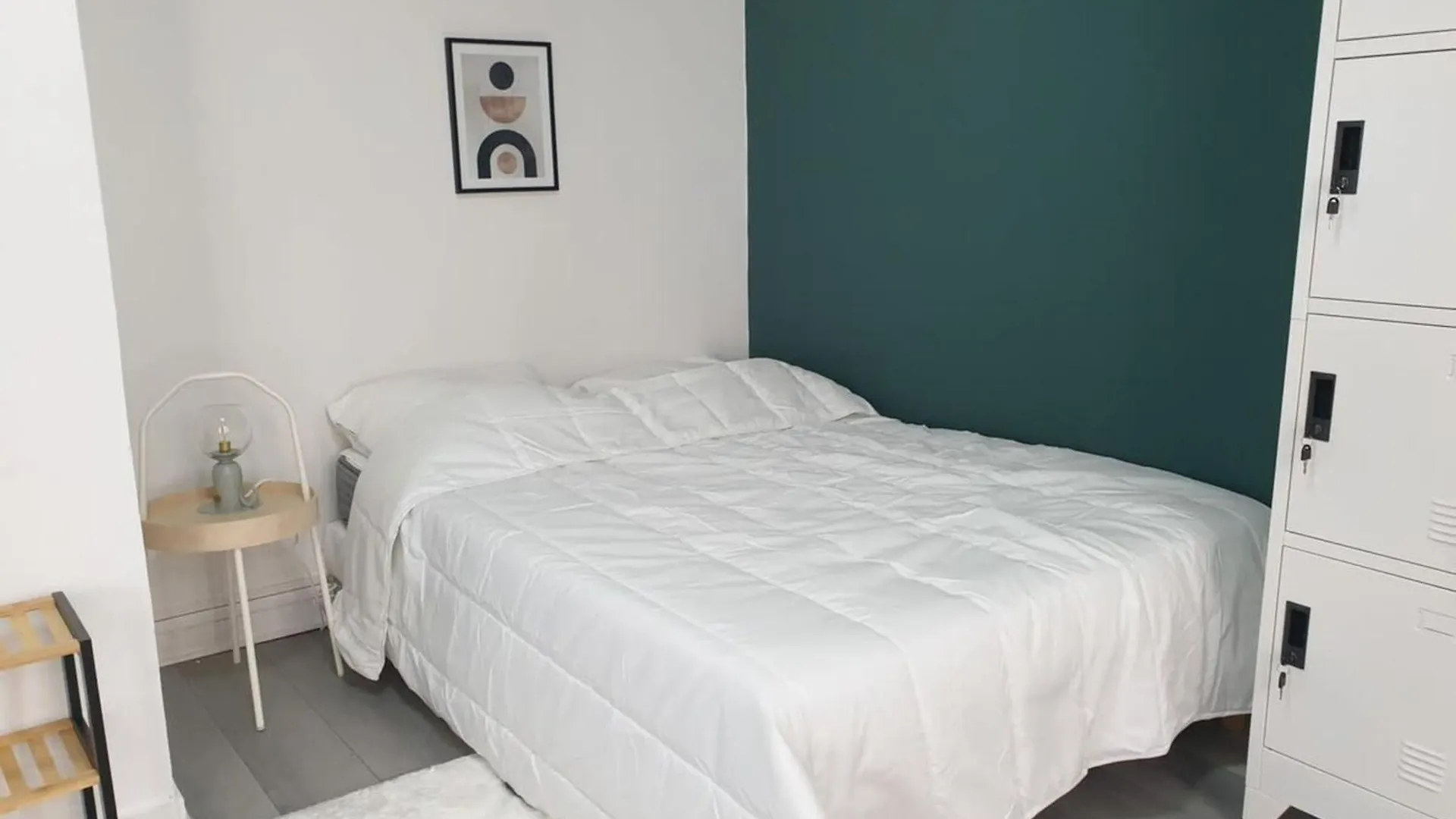 Flexliving - - Auriol Apartment
